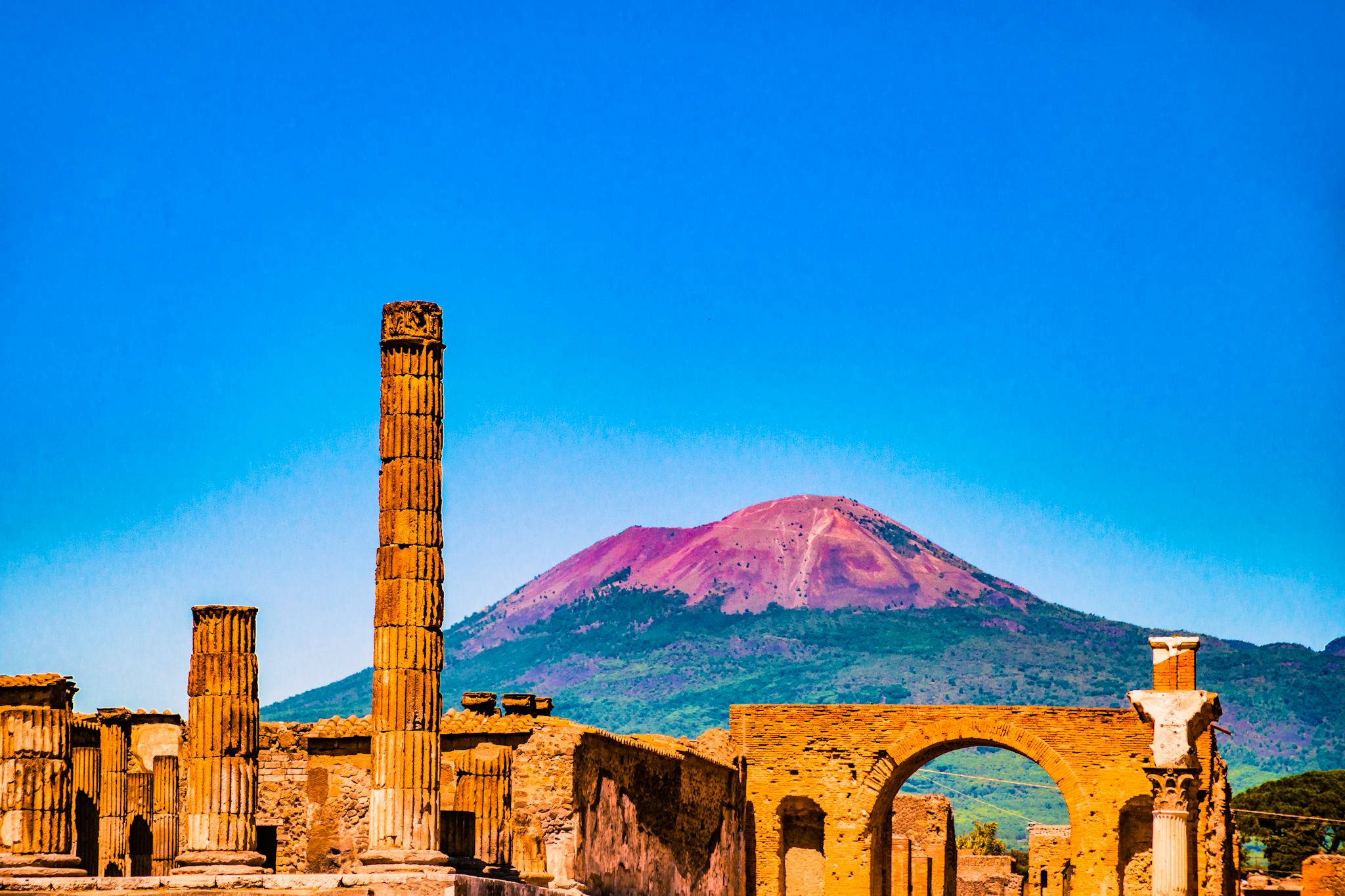 Salerno to Pompeii and Mount Vesuvius: Private day trip